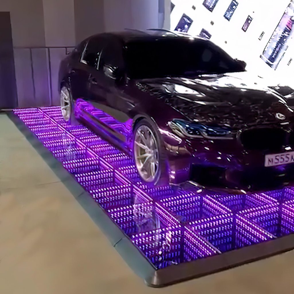 Аренда подиума для автомобиля